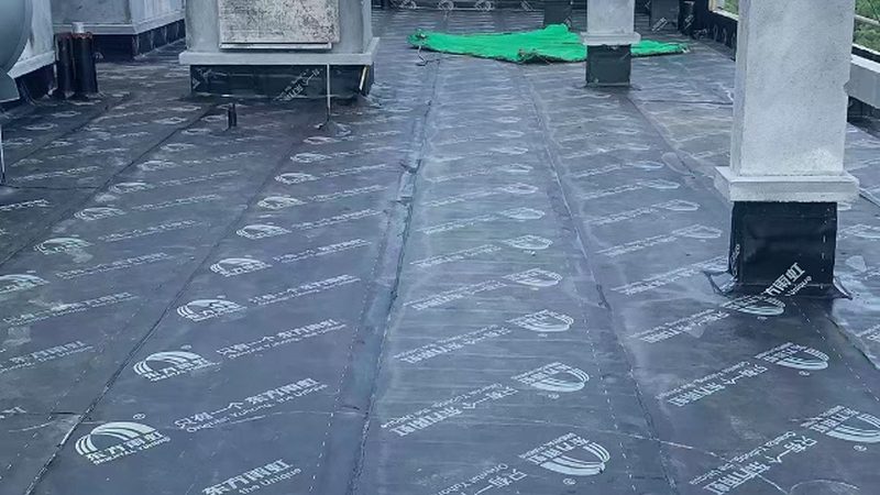 成都屋面防水SBS卷材施工，关键步骤与注意事项